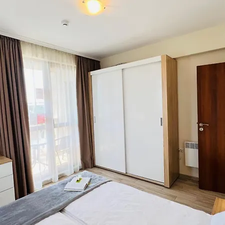 Apartment Attractive Family In Sunny Cascadas Family