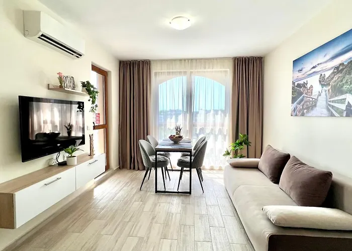 Апартамент Attractive Family In Sunny Cascadas Family Слънчев бряг