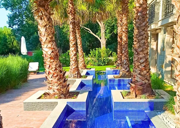 Attractive Family In Sunny Cascadas Family Apartament *